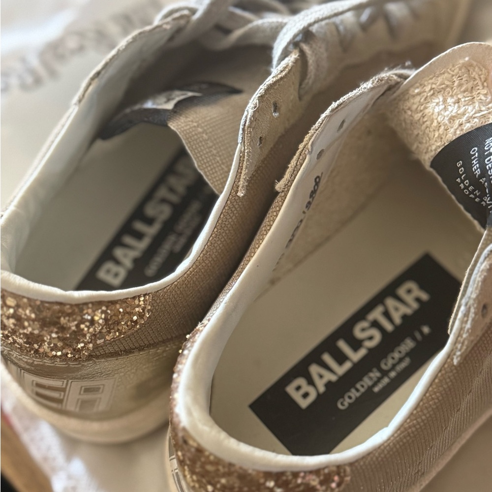 Golden Goose Ballstar Glitter Sneakers in Beige and White - Picture 4 of 5
